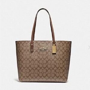 Like New Coach F76636 Signature Town Tote Khaki Saddle (Sold Out Online)